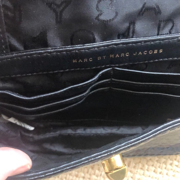 Marc Jacobs patent crossbody - Picture 5 of 5